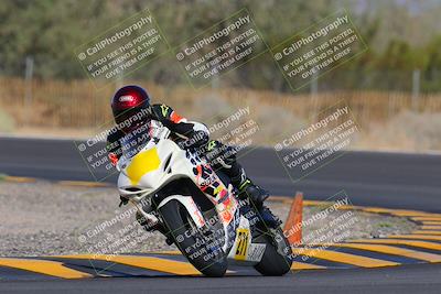 media/Oct-09-2022-SoCal Trackdays (Sun) [[95640aeeb6]]/Turn 3 (930am)/